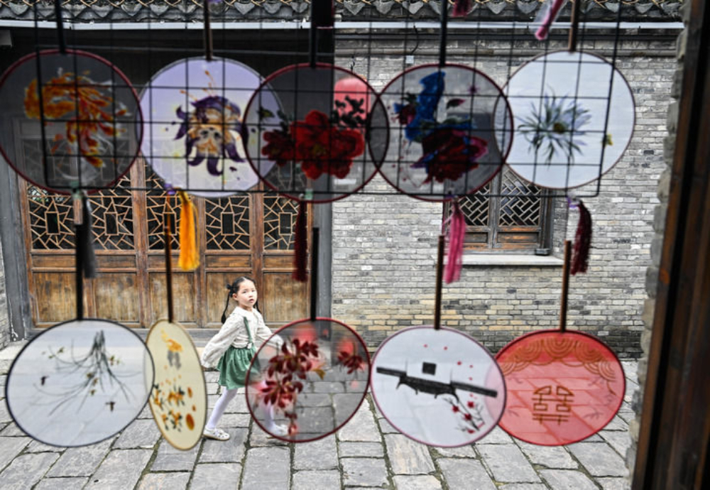 遇！“人文”与“经济”辉映共生PG电子麻将胡了2试玩双节相(图6)